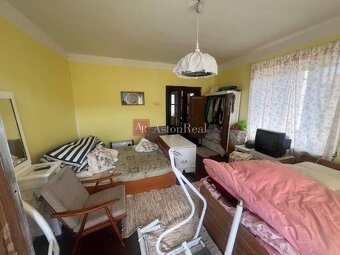 Rodinný dom pri V. Krtíši, pozemok 351 m2 - Malé Straciny - 9
