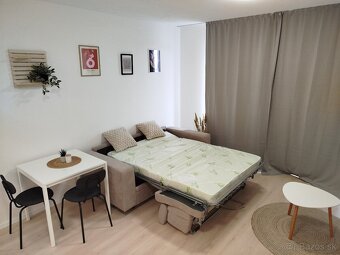 Na prenájom novučičký 1i byt s výhľadom na Karpaty - 9