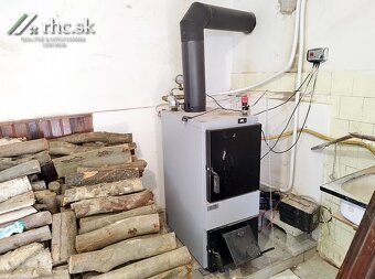 DOM V MALEBNEJ DEDINKE - KORUNKOVÁ, OKR. SP - 9