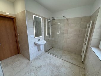 -2-izbový byt s krásnou terasou - 9
