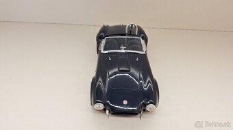 1:18 SHELBY COBRA 427 S/C - 9