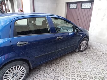 Predám Fiat Grande Punto 1.2 . - 9