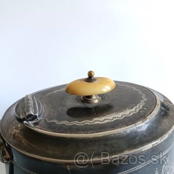 Tradičný postriebrený viktoriánsky čajník s rohovinovou úchy - 9