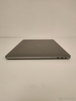 MacBook Pro 15 2016 | i7 • 16GB • 1TB SSD - 9