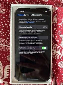 iPhone 13 128GB - 9