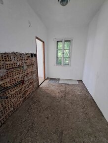 Ponúkam Vám na predaj rodinný dom v obci Szalaszend - 9