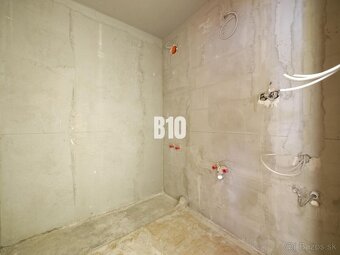 EXKLUZÍVNE na predaj 4-izbový byt, 80 m² + loggia, pivnica - - 9