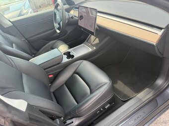 Predám elektro auto TESLA model 3 dual motor, 2/2021 - 9