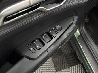 Kia Sportage 1.6 H48V Gold - 9