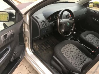 Škoda Fabia 1 facelift 1.2 HTP rok 2006 - 9
