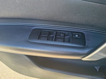 Nissan Qashqai +2 - 9