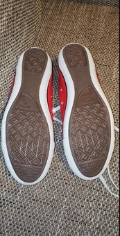 Converse č.40.5 - 9