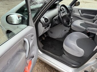 Citroën Xsara Picasso 1.6 16V Plus - 9