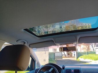 Volkswagen Touran 2.0 - 9