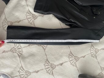 Nová HUGO BOSS koženná bunda - 9