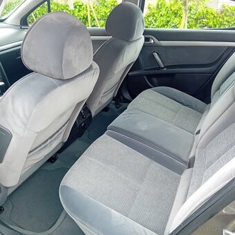 Peugeot 407 1.6 hdi 80kw - 9