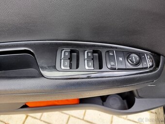 Kia Optima sw 2,0 GDi - 9
