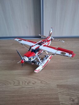 LEGO TECHNIC sety - Predám jednotlivo + návody + extra diely - 9