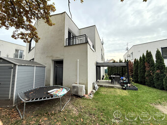 LOYALTERS | 5 izbový rodinný dom v dvojdome - Stupava - 9