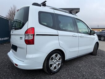 Ford Tourneo Courier 1.0 EcoBoost - 9