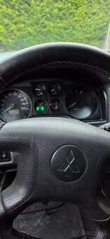 Predam Mitsubushi Pajero - 9