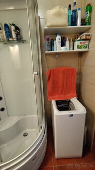 Zariadený trojizbový byt s veľkou loggiou - 9