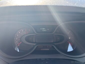 Renault Captur - 9
