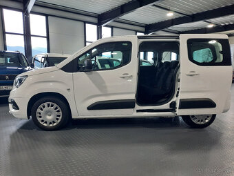 Opel Combo 1.2 - 5 Miest, rv. 2022 - 9