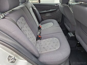 Predám Škoda Fabia 1.4 benzín Elegance Automat...Klíma,Tažné - 9