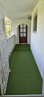 PREDAJ 1 a 1/2 izbový byt, Holloháza, Maďarsko - 9