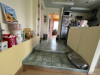 ✨ Trojizbový byt s veľkým balkónom v tichej časti – Opatová - 9