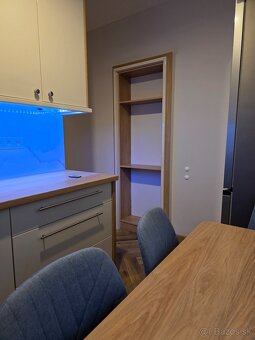 Prenajom 3-izboveho bytu na Okruznej ulici - 9