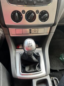 Ford Focus combi 1.6 Tdci - 9