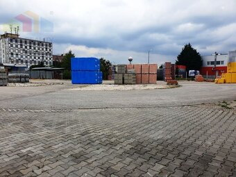  Na predaj priemyselný areál s výmerou 11 000 m² a montova - 9