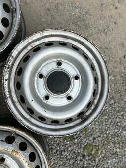 Plechové disky 5x160 r16 originál Ford - 9