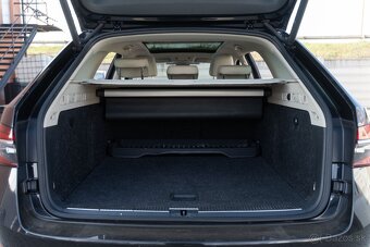 Škoda Superb Combi Panoráma - 9