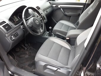 Touran 2.0 TDI 103 KW, Comfortline 6M - 9