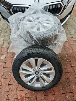 Úplne nové komplety (ALU disky+pneu) pre Škoda Oktávia 2025 - 9