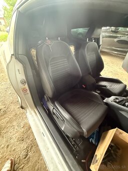 Predám VW scirocco odišiel motor a turbo Bez STK - 9