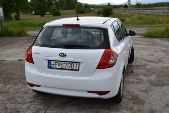 Kia Ceed SW 1.6 CVVT - 9