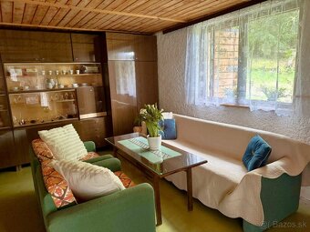 Romantická murovaná chata v Lehote pod Vtáčnik - 9