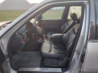 Mercedes-Benz S trieda Sedan S300TD - 9