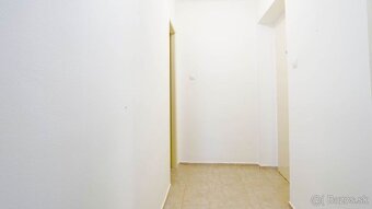 Trojizbový byt, ul. 29 augusta, Handlová - 9
