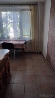 Predám 2. izbový byt s balkónom - 9