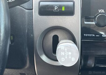 Toyota Prius 1.5i HYBRID AUTOMAT KLIMA ALU hybridní automat - 9