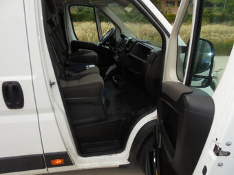 Peugeot Boxer 2.2 BlueHDi 165k L4 H3 r.v.12/2019 - 9
