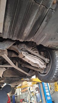 Predam bmw e91 320d 120kw rok 2005 - 9