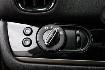 Mini Countryman Cooper SD ALL4 A/T - 9