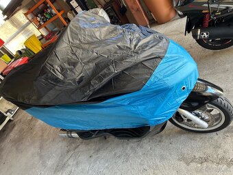Piaggio x10 125-Predam - 9