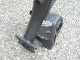Zadná náprava Peugeot 3008, 5008 /2010-2016/ - 9